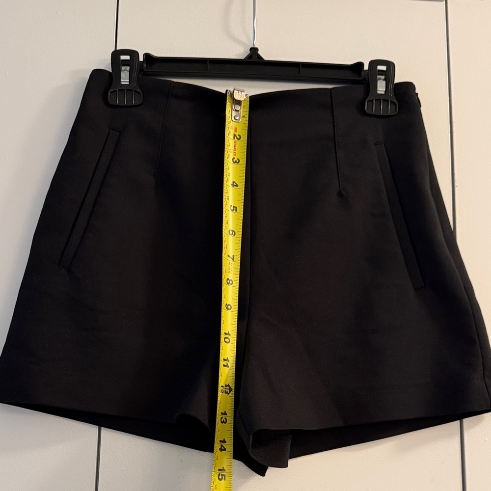 NWOT Zara High Waisted Black Women's Shorts - Picture 2 of 4